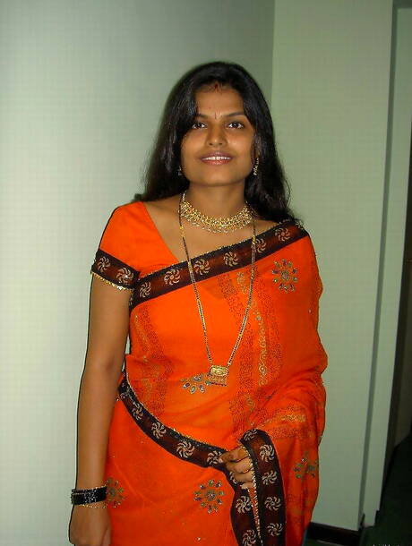 Desi Papa offers a free photo gallery with Indian Babe xxx gallery 257311